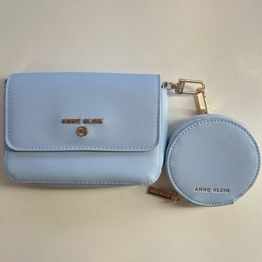 Anne‎ Klein Tiffany Blue Bag and Coin Purse Set with gold detail